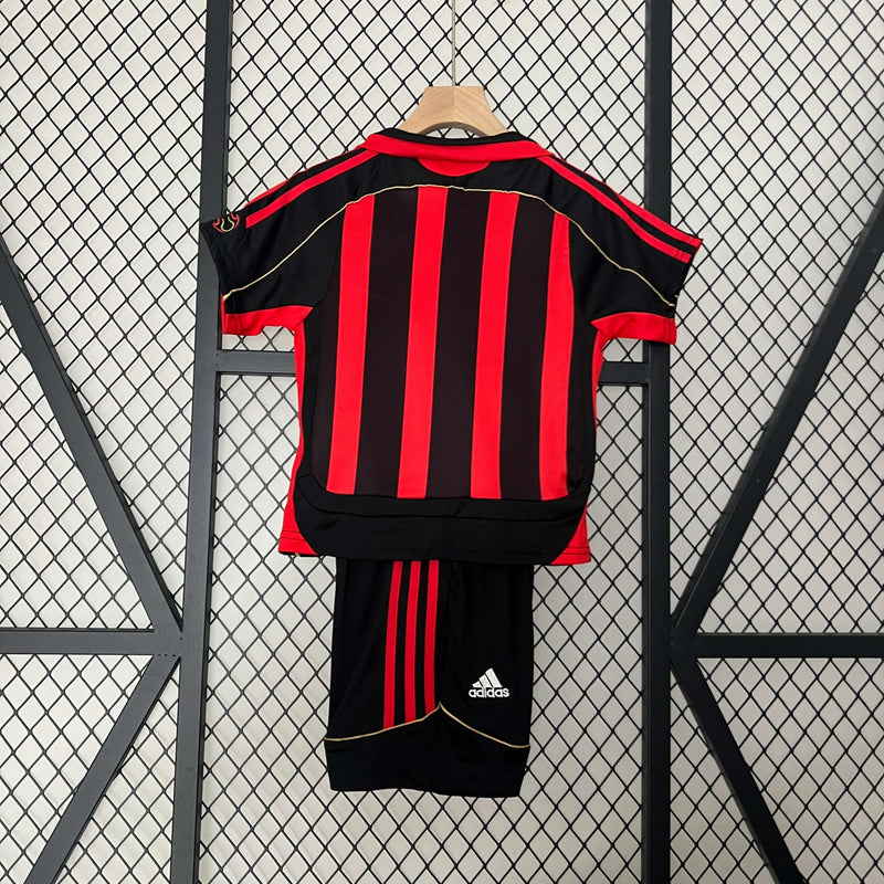 Kit kids AC Milan 06/07 home Vintage