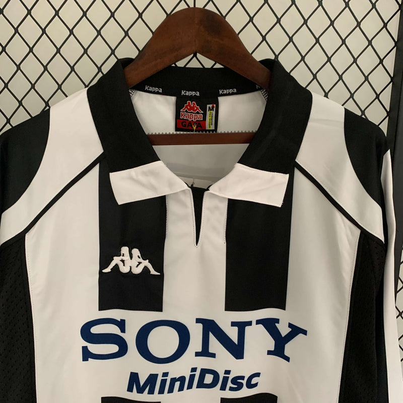 Camisa Manga Longa Retrô Juventus 97/98 Home Masculina