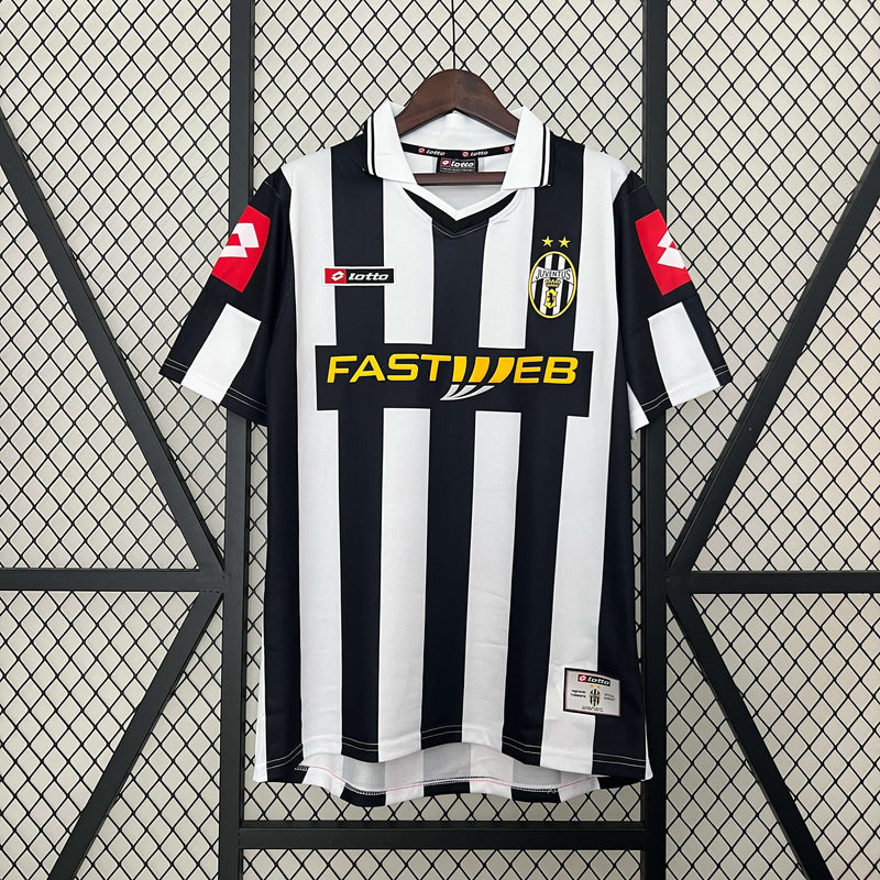 Camisa Retrô Juventus 2001/2002 Home Masculina