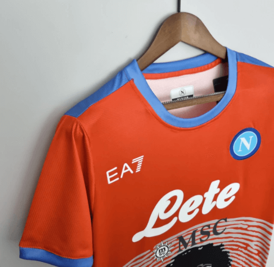 Camisa Napoli Homenagem Maradona 22/23 Torcedor EA7 Masculina - Vermelho