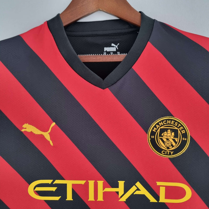 Camisa Manchester City Away 22/23 Torcedor Puma Masculina - Preto e Vermelho